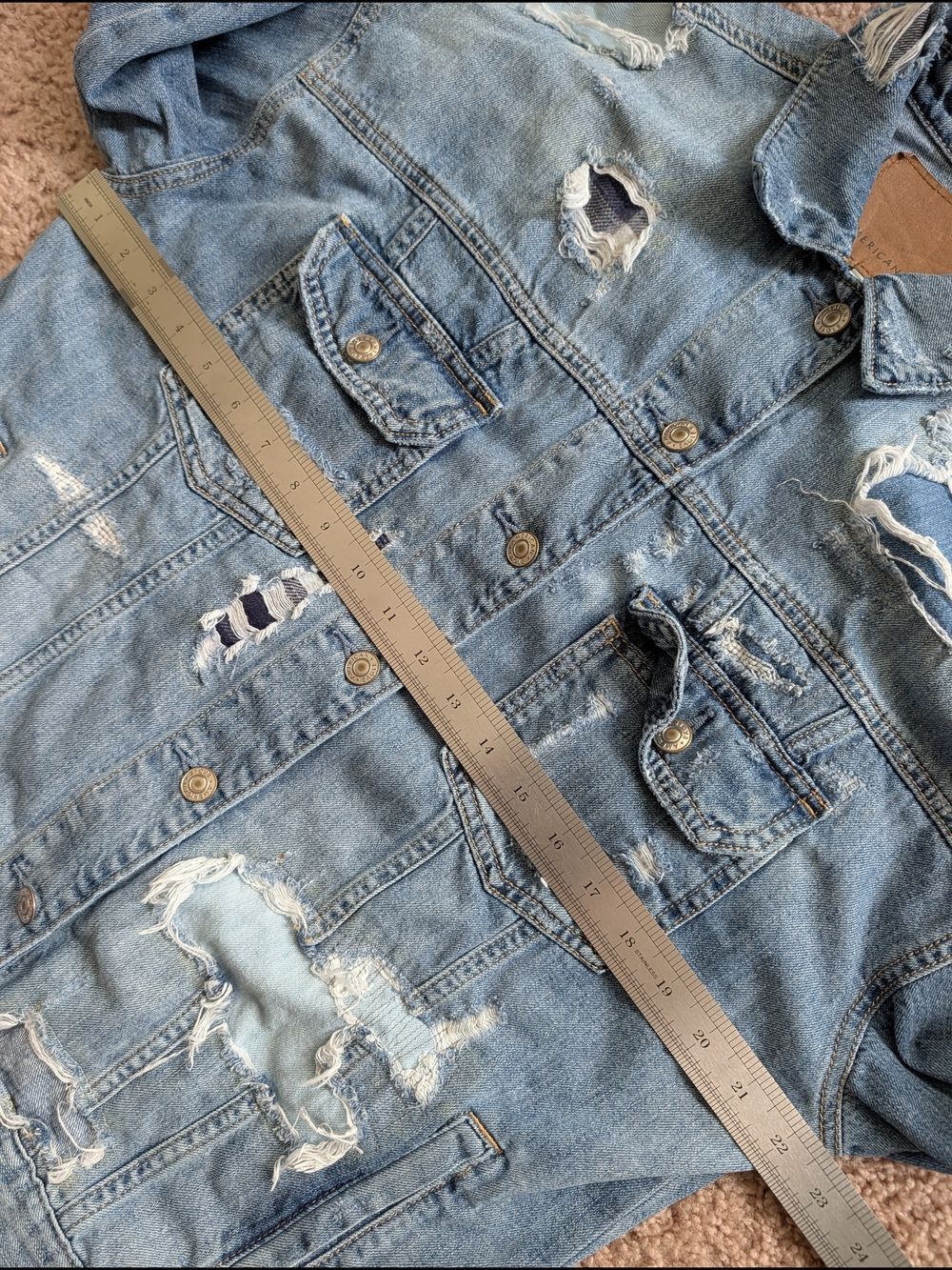 American Eagle Mens Light Wash Blue Destroyed Distress Denim Jacket Size Medium - Picture 9 of 11